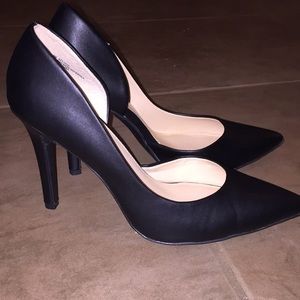 New A.N.A high heel pumps